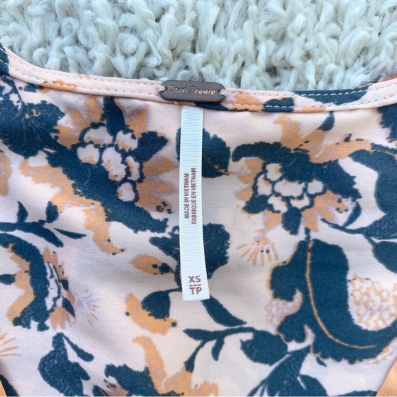 Free People Abstract Floral Print Crop Bohemian Blouse - Picture 6 of 7